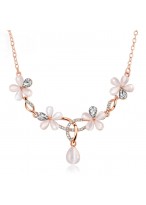 Fashionable Imitated Opal Rhinestone Necklace 